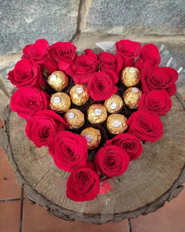 Corazón Rosas y Ferrero - Imagen 2