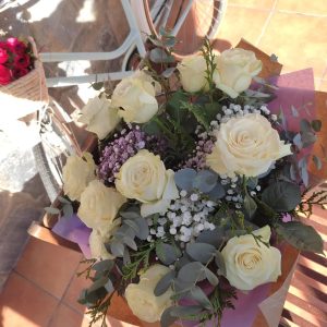 Ramo Rosas Blancas